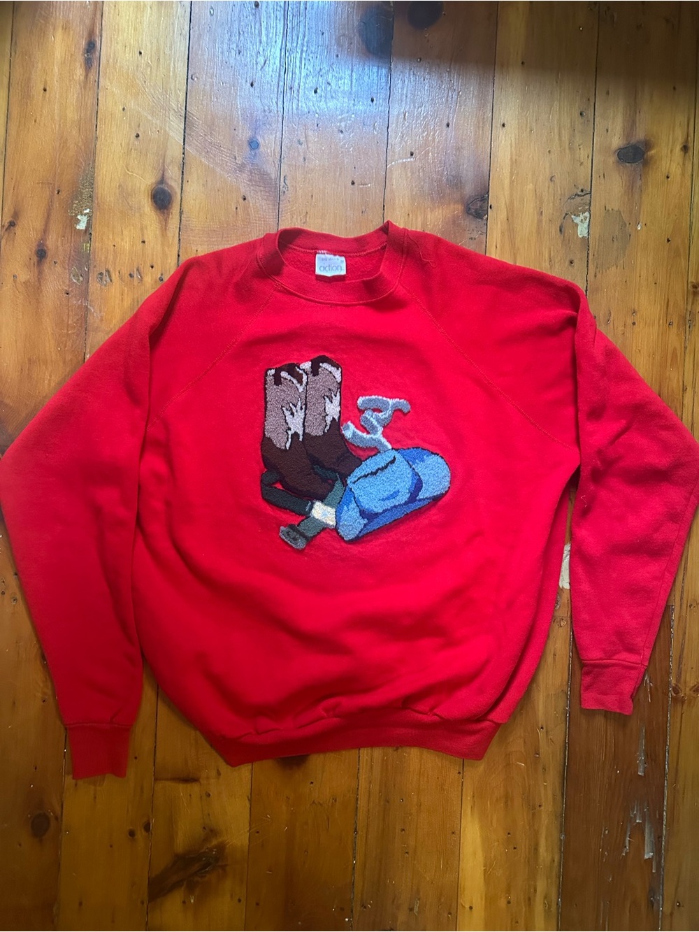 Vintage cowboy themed sweater with awesome chunky embroidery.